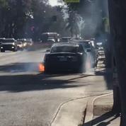 États-Unis: un véhicule Tesla prend feu à Los Angeles