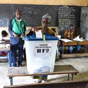 Les Maliens aux urnes pour évaluer la présidence IBK