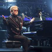 Elton John a inauguré sa grande tournée mondiale d'adieu aux États-Unis