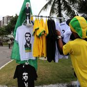 Brésil : pourquoi le candidat d'extrême droite est le favori de l'élection présidentielle