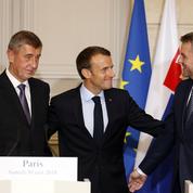 Europe : Emmanuel Macron veut fissurer le camp «nationaliste»