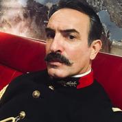 Jean Dujardin, fier de porter l'uniforme du colonel Picquart dans l'adaptation de l'Affaire Dreyfus