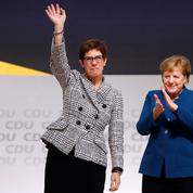 Allemagne : un chemin semé d'embûches pour «AKK», chancelière en attente