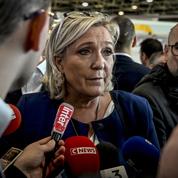 Marine Le Pen s'oppose à la venue de François Hollande dans un lycée d'Hénin-Beaumont