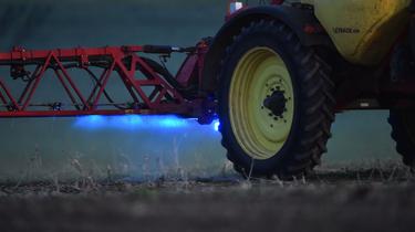 Bayer visé par une enquête en France après la découverte de glyphosate dans du miel