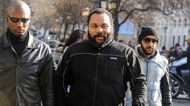 Dieudonné devant la justice en mars pour fraude fiscale et blanchiment d'argent