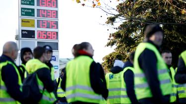 «Gilets jaunes»: les Français appuient de plus en plus massivement le mouvement