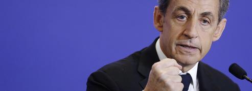 Sarkozy somme l'UMP de se rassembler