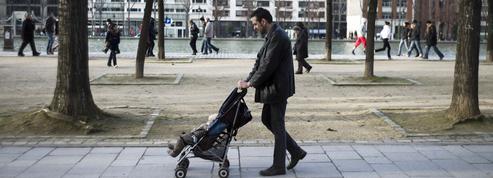 Le chômage retarde la naissance du premier enfant en France