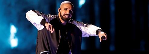 Drake : blessé à la cheville, il reporte ses concerts
