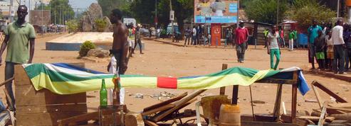 Centrafrique: à Bangui, les groupes armés menacent toujours la paix