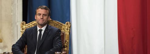 L'opposition dénonce «le président impérial»
