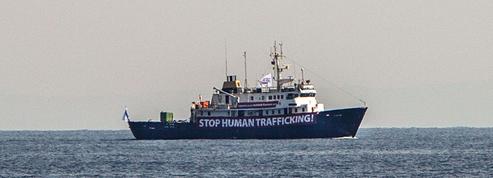 Tunisie : le bateau antimigrant au point mort