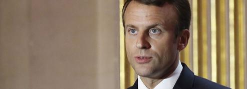 Fin des allocations familiales pour tous: pourquoi Macron va devoir trancher