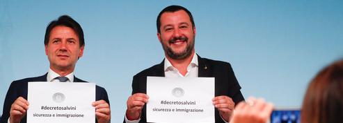 Migrants : l'Italie vote une nouvelle loi, l'Aquarius fait route sur Marseille
