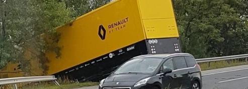 Formule 1: un camion de l'écurie Renault victime d'un accident de la route en Hongrie