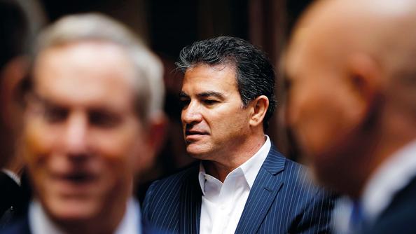 Yossi Cohen, directeur du Mossad, vétéran du service, aux allures de playboy.