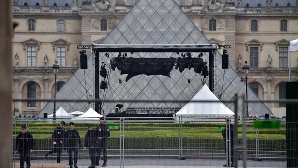 Pourquoi Le Louvre S Appelle Le Louvre Pourquoi Emmanuel Macron a choisi le Louvre pour fêter son éventuelle