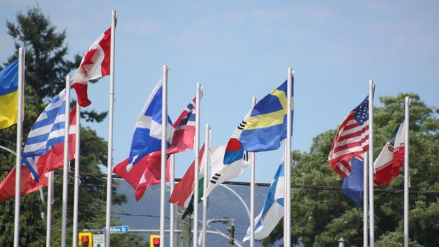 Drapeau Bleu Blanc Rouge Avec Etoile Au Milieu Pourquoi Certains Pays Changent De Drapeau