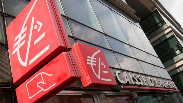 La Caisse  d pargne lance une carte bancaire  deux euros