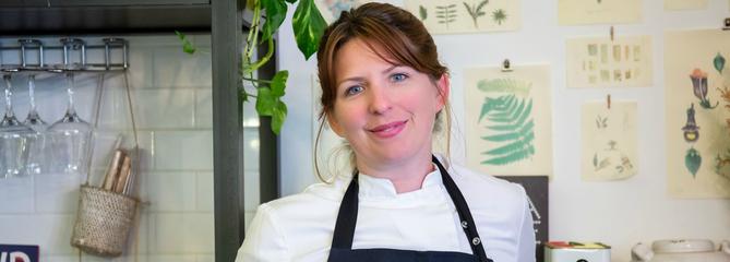 Kristin Frederick, la «Mama» de Ménilmontant