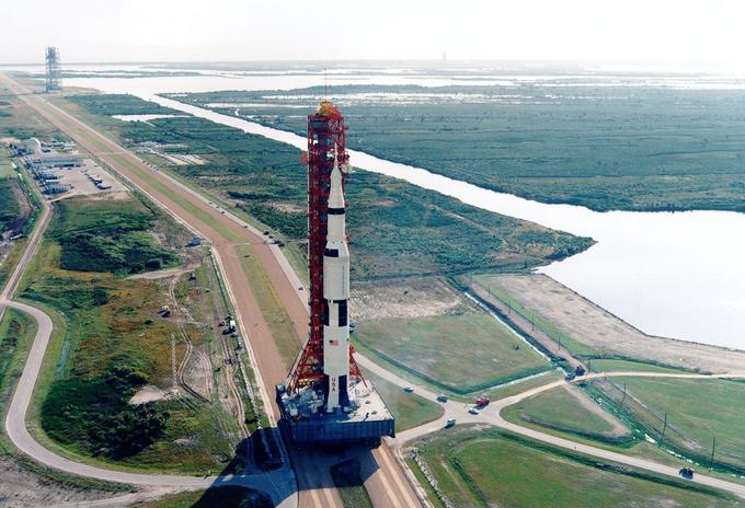 Lanceur Saturn V au centre Kennedy en Floride 