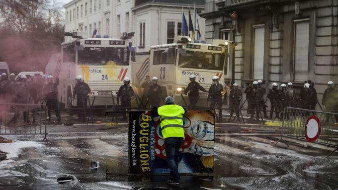 Belgique Allemagne Pays Bas Le Mouvement Des Gilets