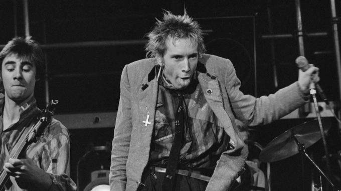 Sex Pistols 40 Ans Darchives Du Punk Partiront En Fumée