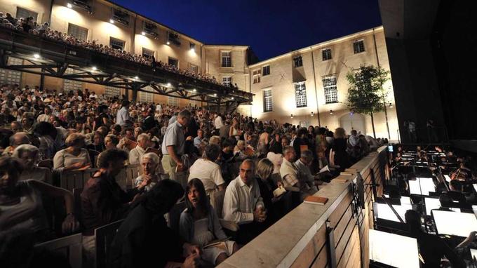 Theatre De L Archeveché Aix En Provence Au festival d'Aix, les spectateurs ne paient que 16,5% du coût de leur
