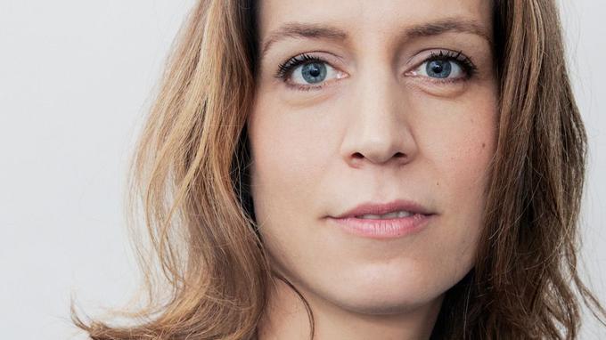 Adèle Van Reeth Les Chemins De La Philosophie Adèle Van Reeth : «Petite fille de militaire, je suis allergique au