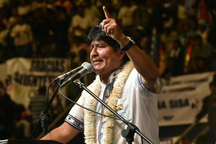 La Constitution bolivarienne a été modifiée pour permettre à Morales de briguer un quatrième mandat.