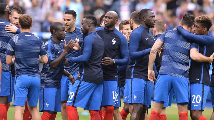 Euro De France Lisent 2016Que Les Joueurs L'équipe xCBoed