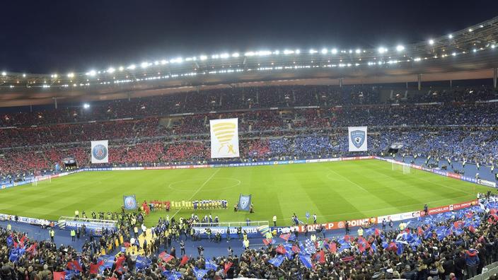 Record De Decibel Dans Un Stade De Foot