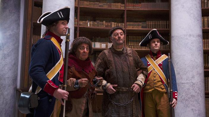 V Les Visiteurs Saison 1 Episode 3 Les Visiteurs 3 au bout des piques de la critique