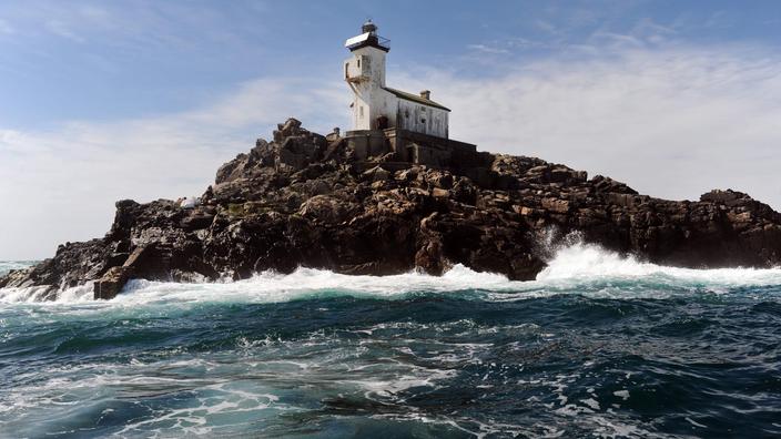 69 Jours Seul Dans Un Phare Il Raconte Son Paradis Sur Mer