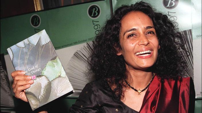 Arundhati Roy Le Dieu Des Petites Choses Vingt ans après Le Dieu des petits riens, Arundhati Roy sort son