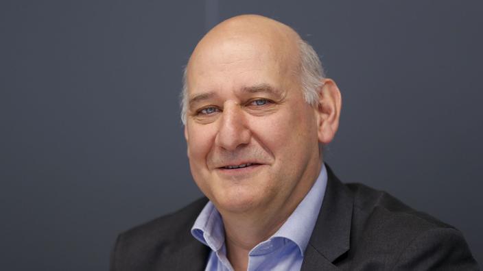 st-phane-roussel-vivendi-doit-acqu-rir-un-acteur-plus-puissant-dans