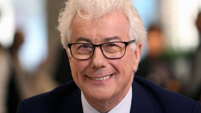 Ken Follett Pour Rien Au Monde Critique Ken Follett retourne à Kingsbridge avec un nouveau roman historique