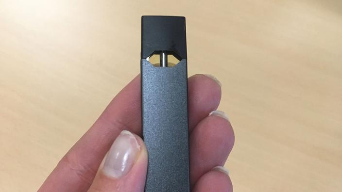 Vritable phnomne aux tats-Unis, la start-up d'e-cigarette Juul arrive  en Europe