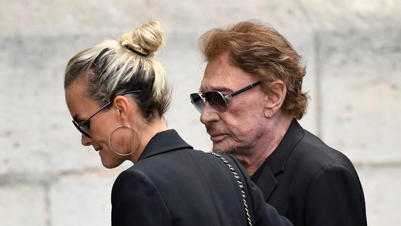 Obseques De Mireille Darc Pascal Desprez Et Alain Delon Unis Dans Le Chagrin