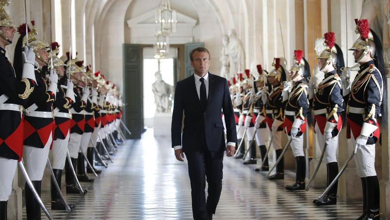 Le Chateau De Versailles Lieu Diplomatique Prise D Emmanuel Macron