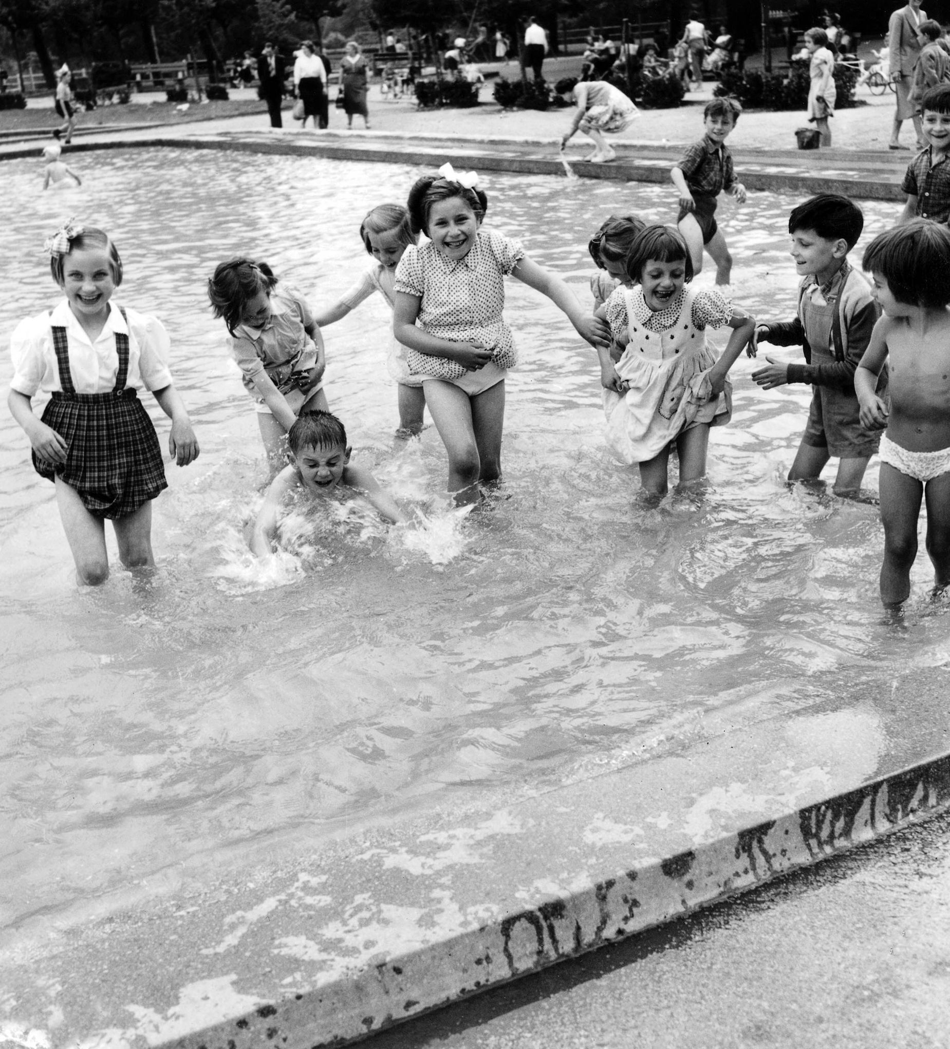 Il Y A 50 Ans Paris Plages Ou Plutôt Banlieue Plages