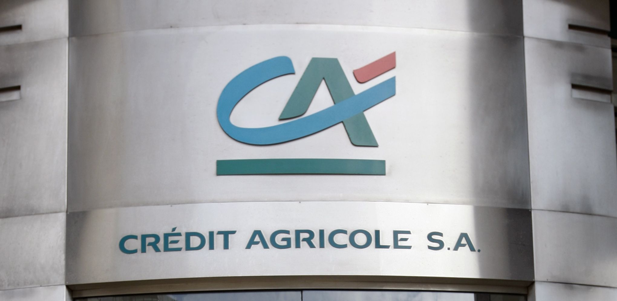 Amende De Pres De 700 Millions D Euros Pour Le Credit Agricole