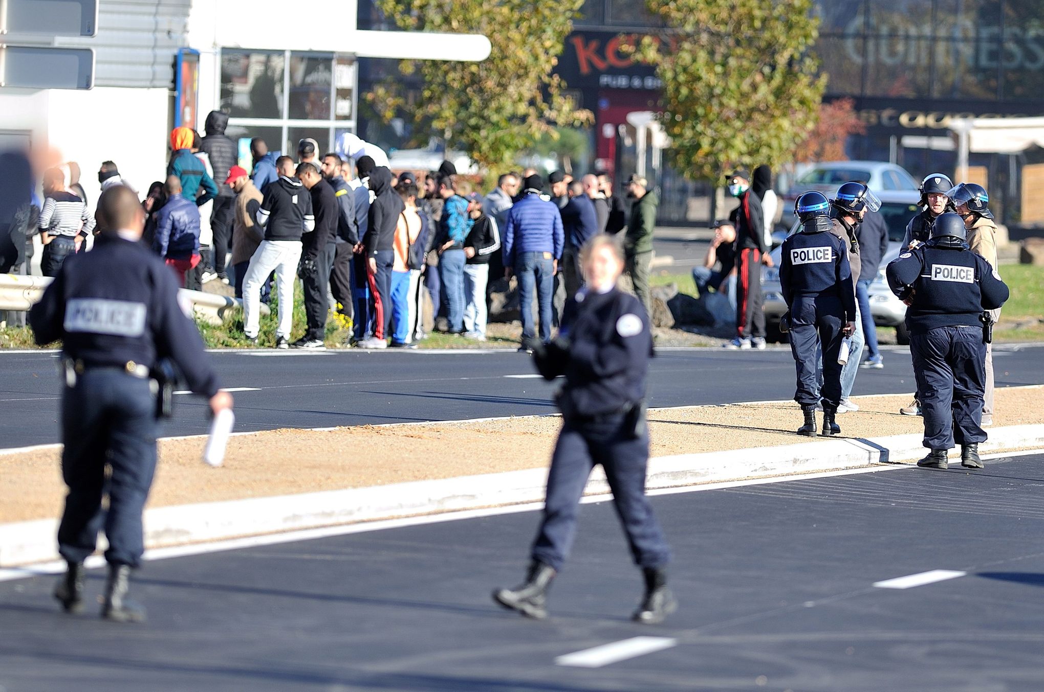 Rixe Avec Des Forains à Clermont Les Jeunes De Quartier