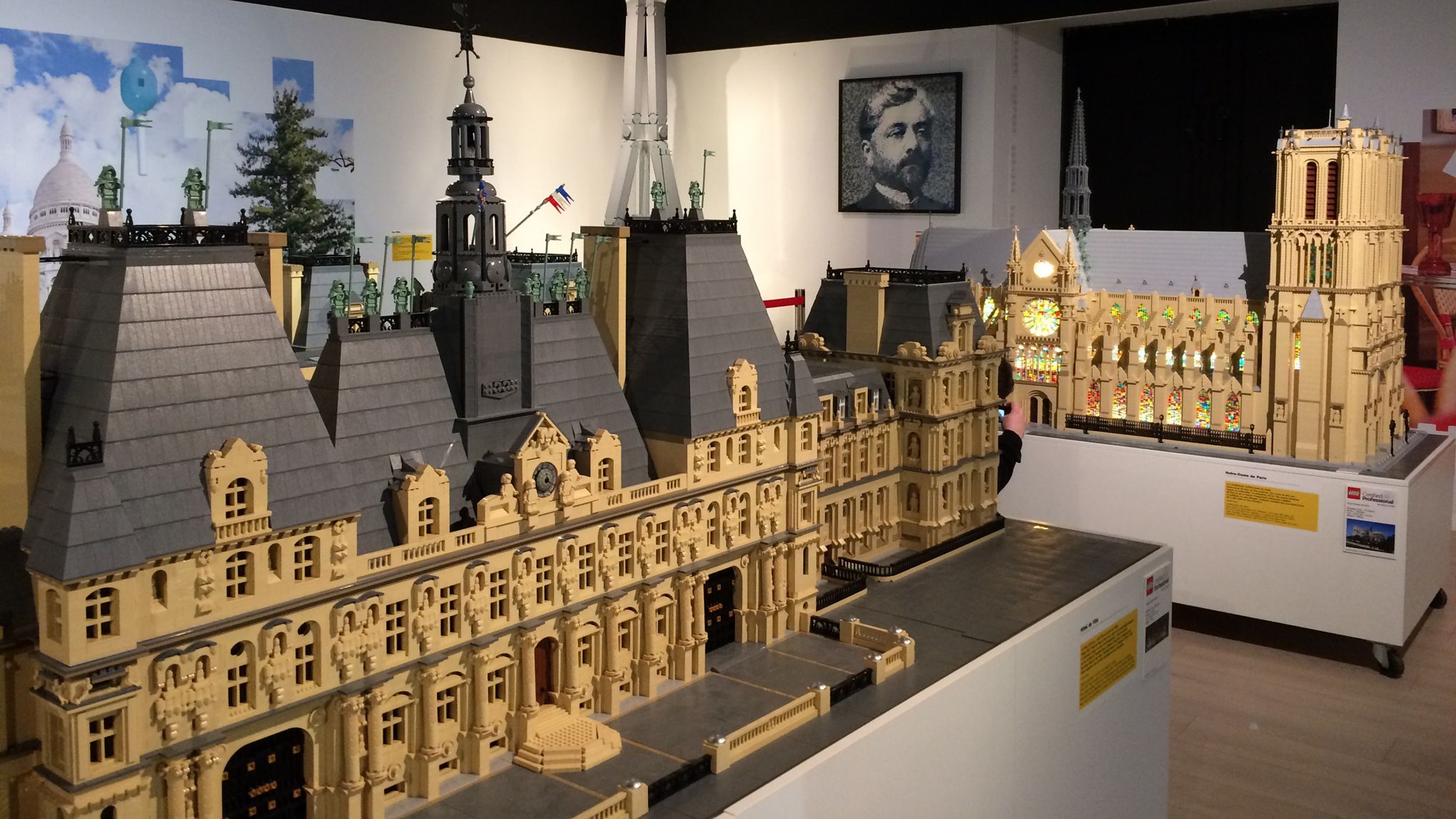 Les monuments de Paris en Lego