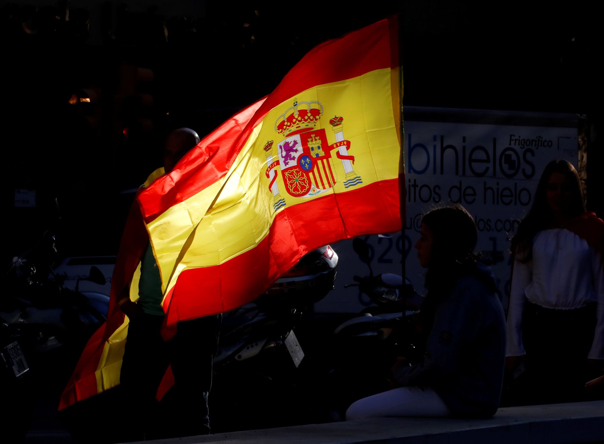 Les ventes du drapeau national explosent en Espagne