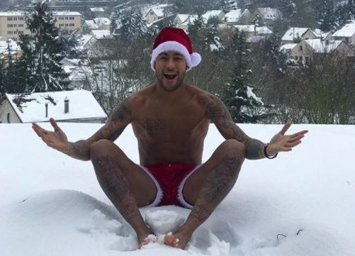 Le bonnet blanc Nike de Neymar sur son compte Instagram @neymarjr