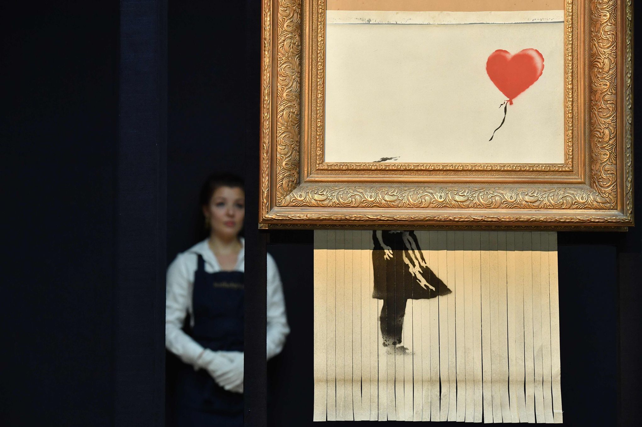 Vente aux enchères : le célèbre tableau piégé de Banksy fait son