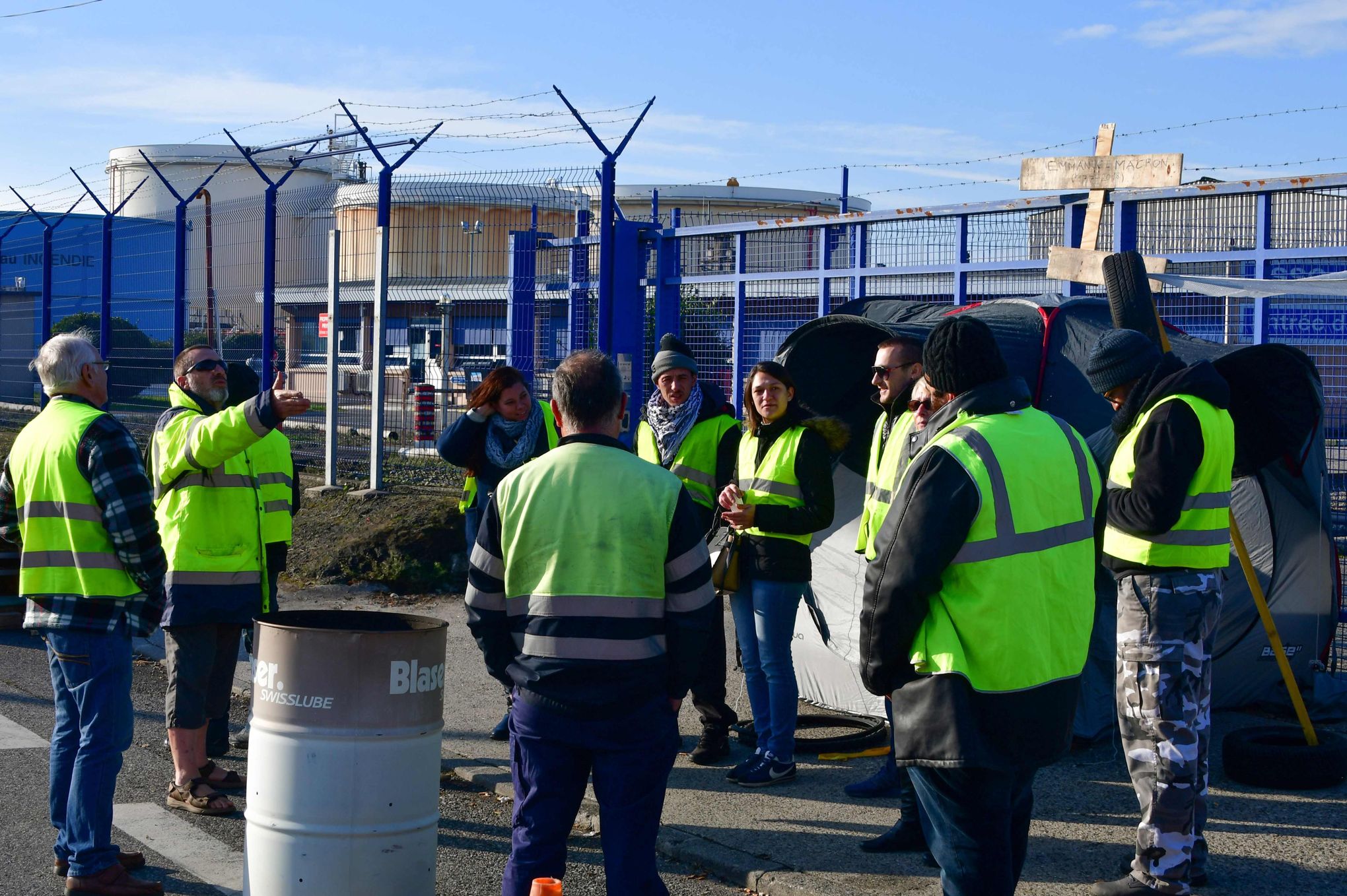 Les Gilets Jaunes Moins Mobilisés Mais Toujours Motivés