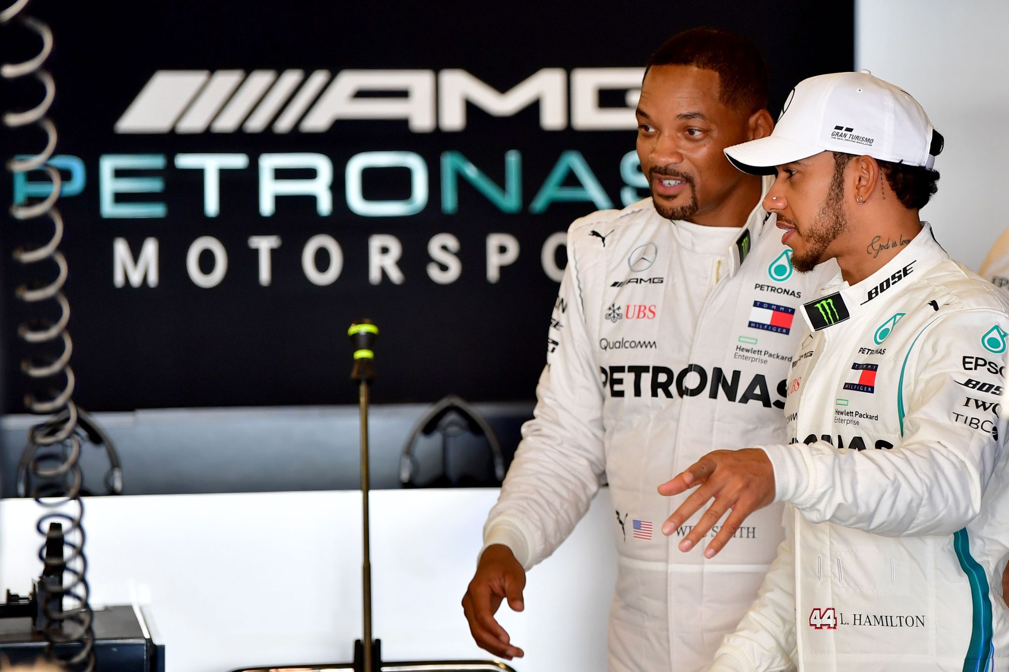 Comment S'appelle Le Fils De Lewis Hamilton